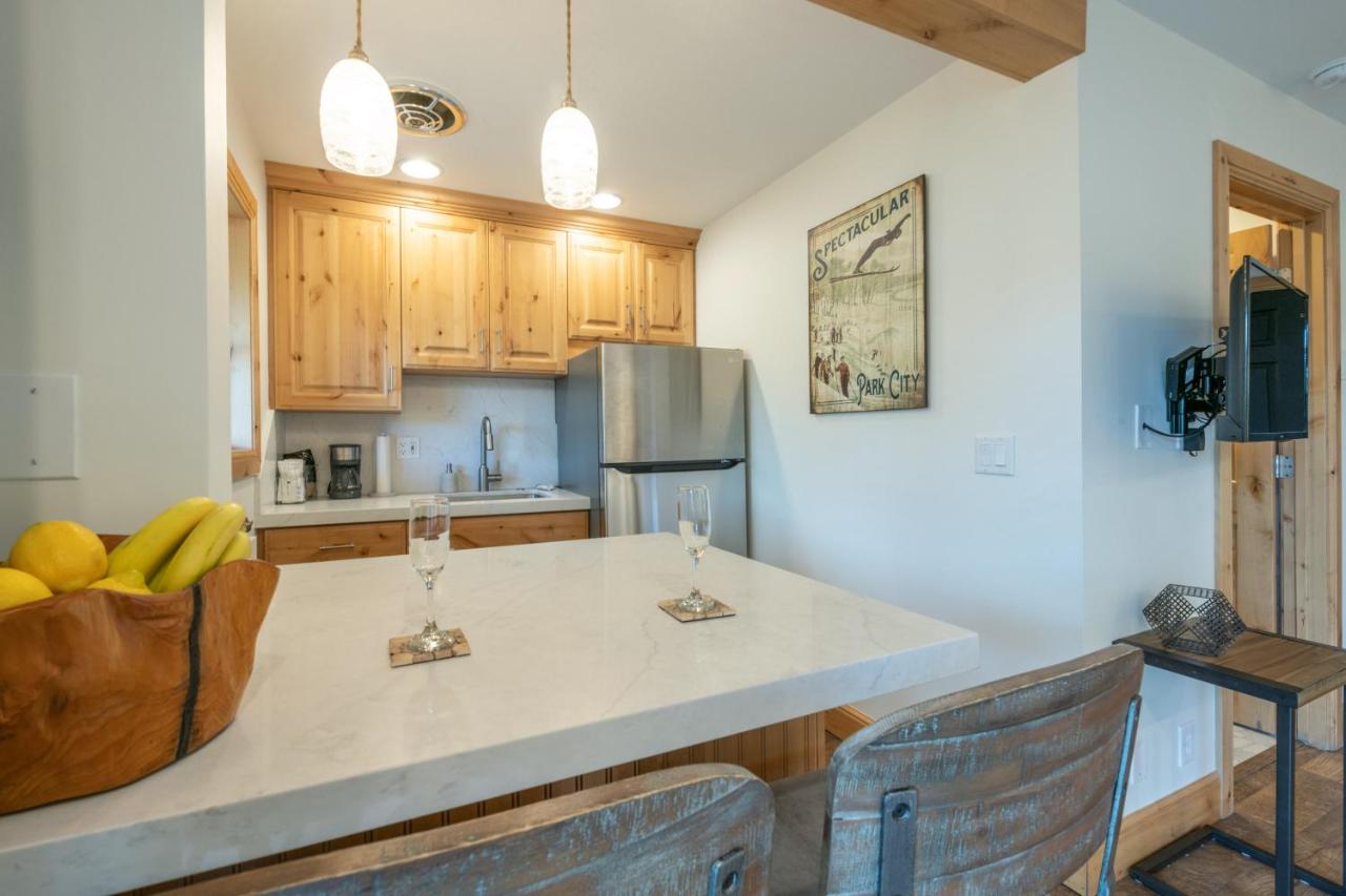 Junior Suite at Treasure Mountain Inn