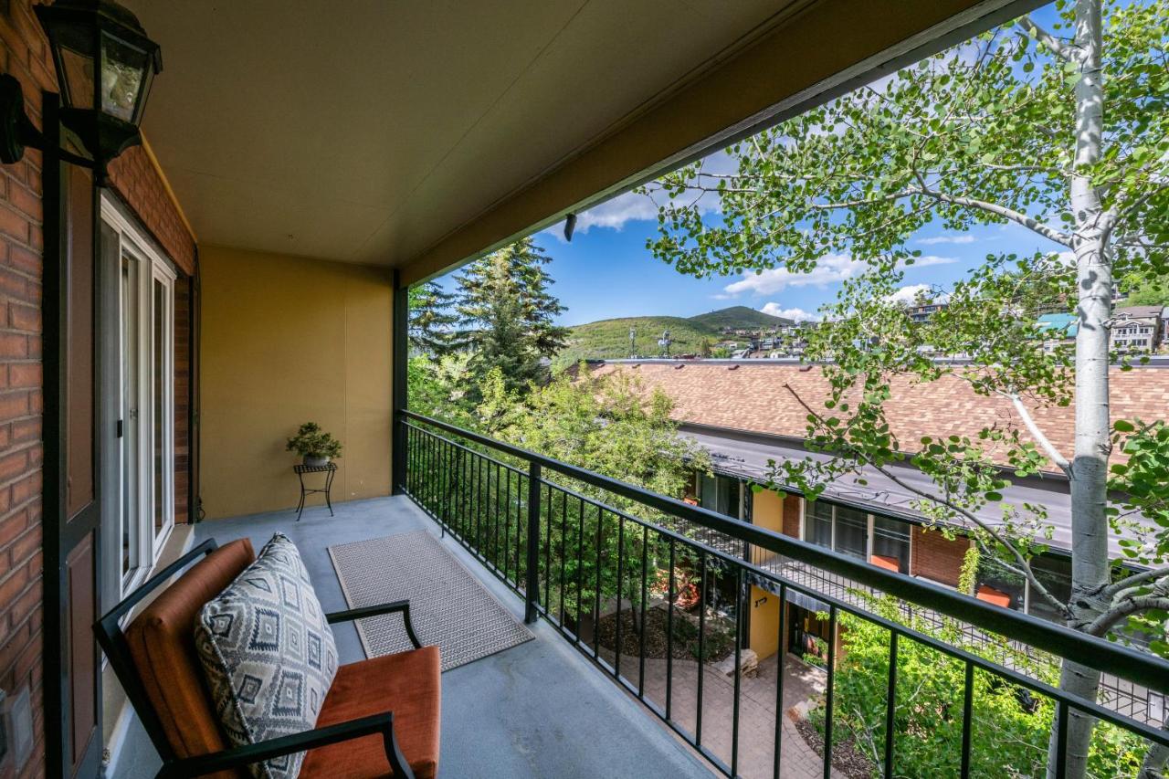Junior Suite at Treasure Mountain Inn