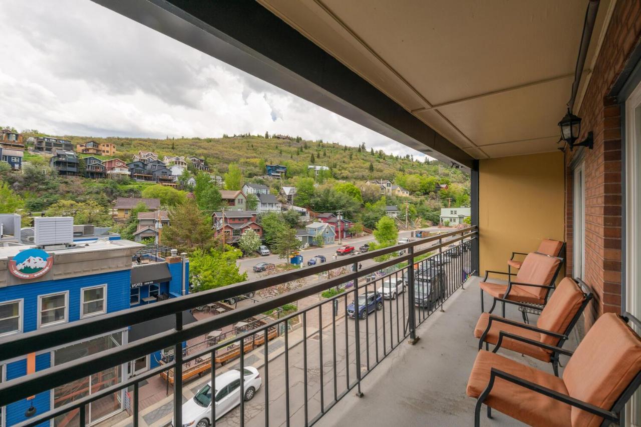 One-Bedroom Apartment at Treasure Mountain Inn