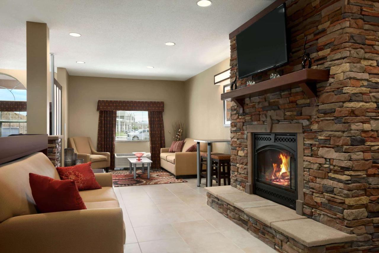 | Microtel Inn & Suites - St Clairsville