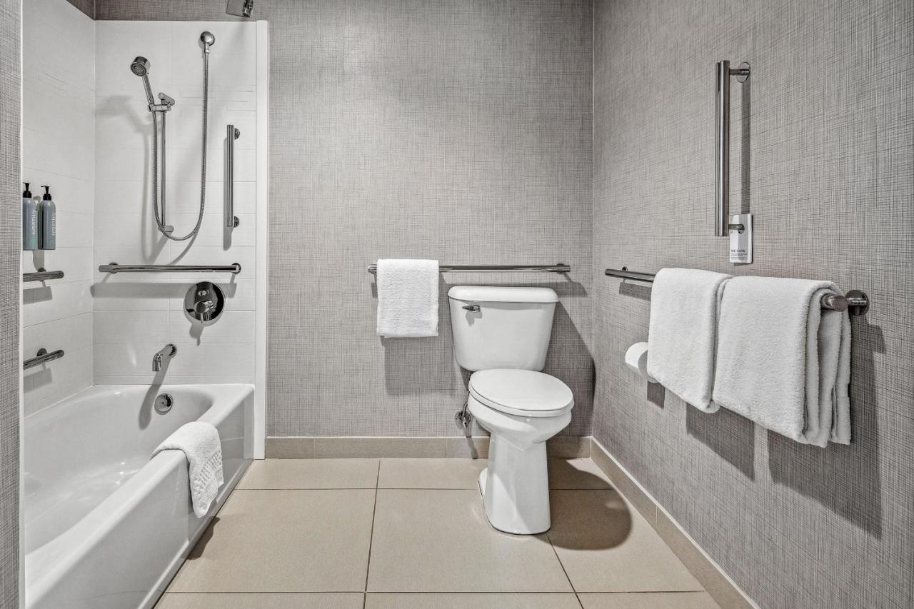 One-Bedroom Queen Suite with Sofa Bed at Residence Inn by Marriott Anchorage Midtown