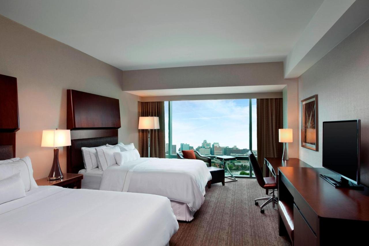 Guest room, 2 Queen at The Westin Wilmington