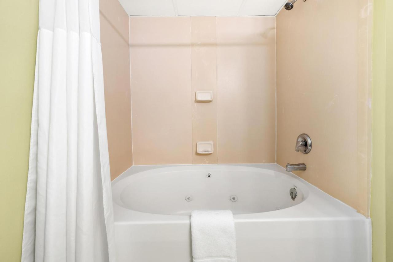  | Tidelands Caribbean Boardwalk Hotel and Suites