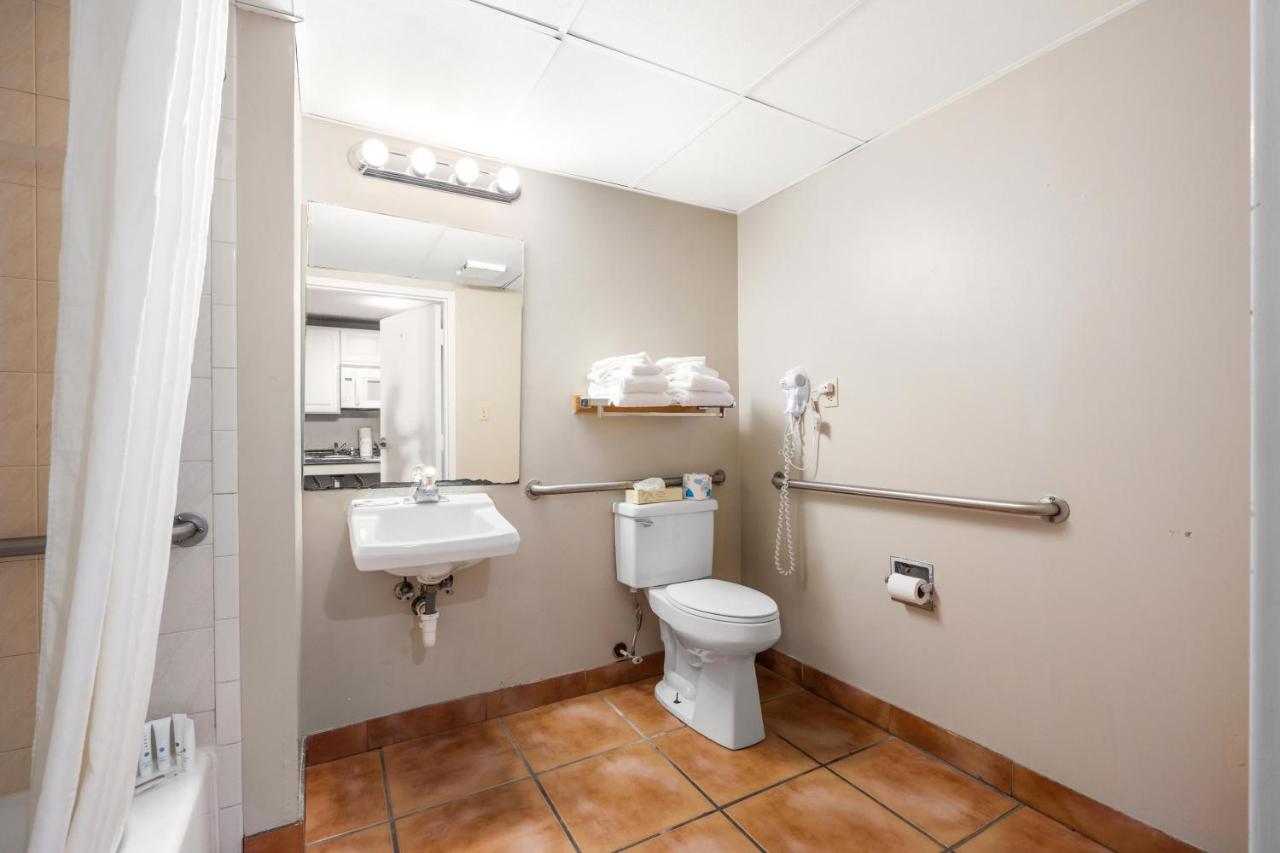 | Tidelands Caribbean Boardwalk Hotel and Suites