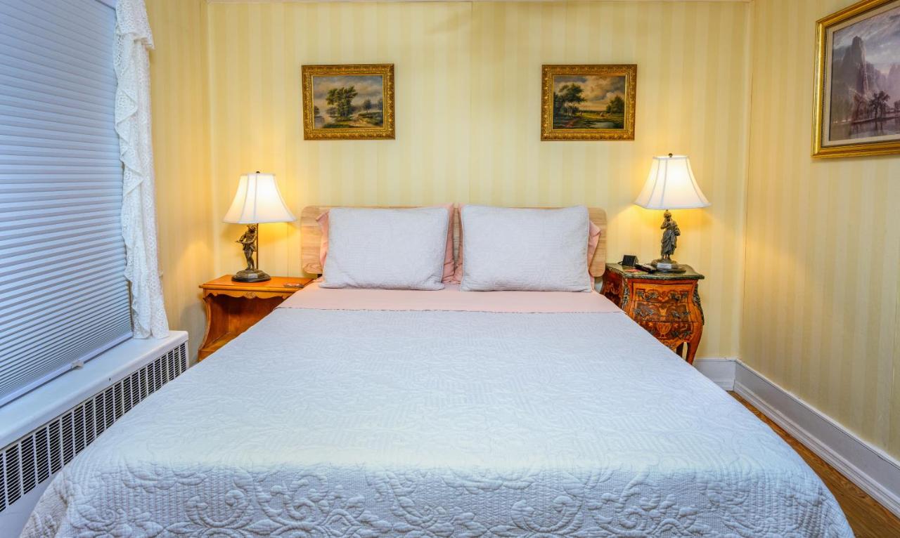 | Mountain Treasure Bed and Breakfast