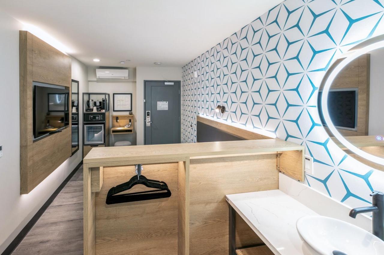 Studio (Self Check-in with Virtual Front Desk) at Kasa Niche Hotel Redwood City