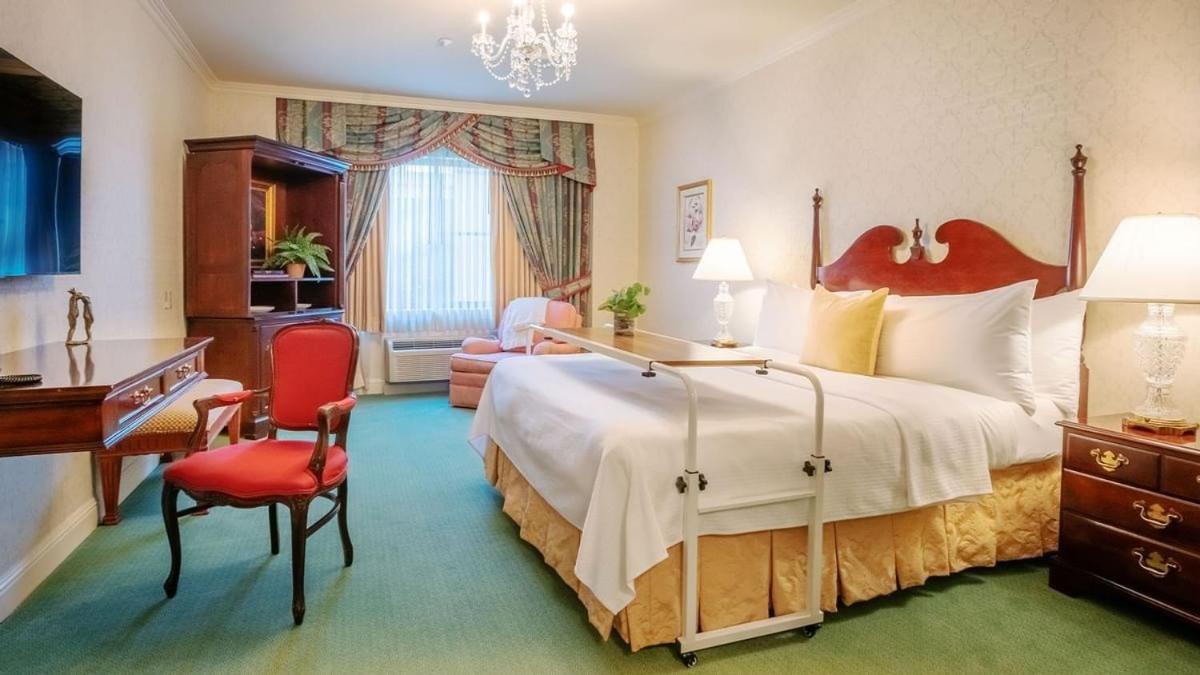 | The Bristol Hotel Campbell San Jose