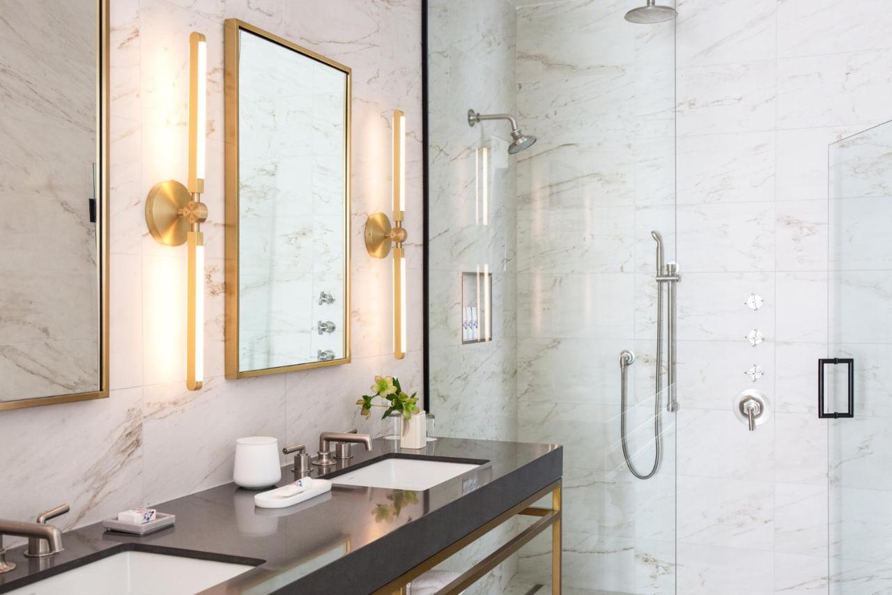 Signature One Bedroom Suite, City view at Noelle