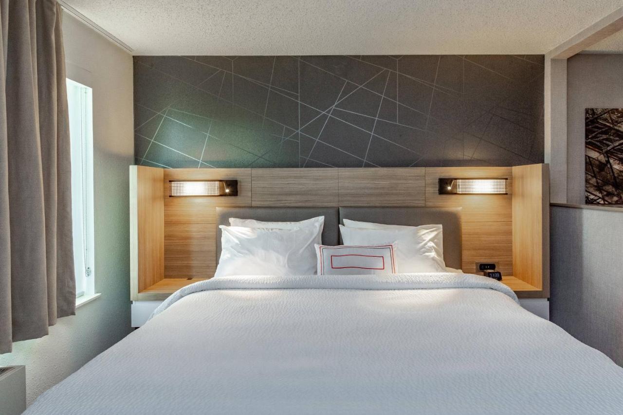  | SpringHill Suites Anchorage Midtown