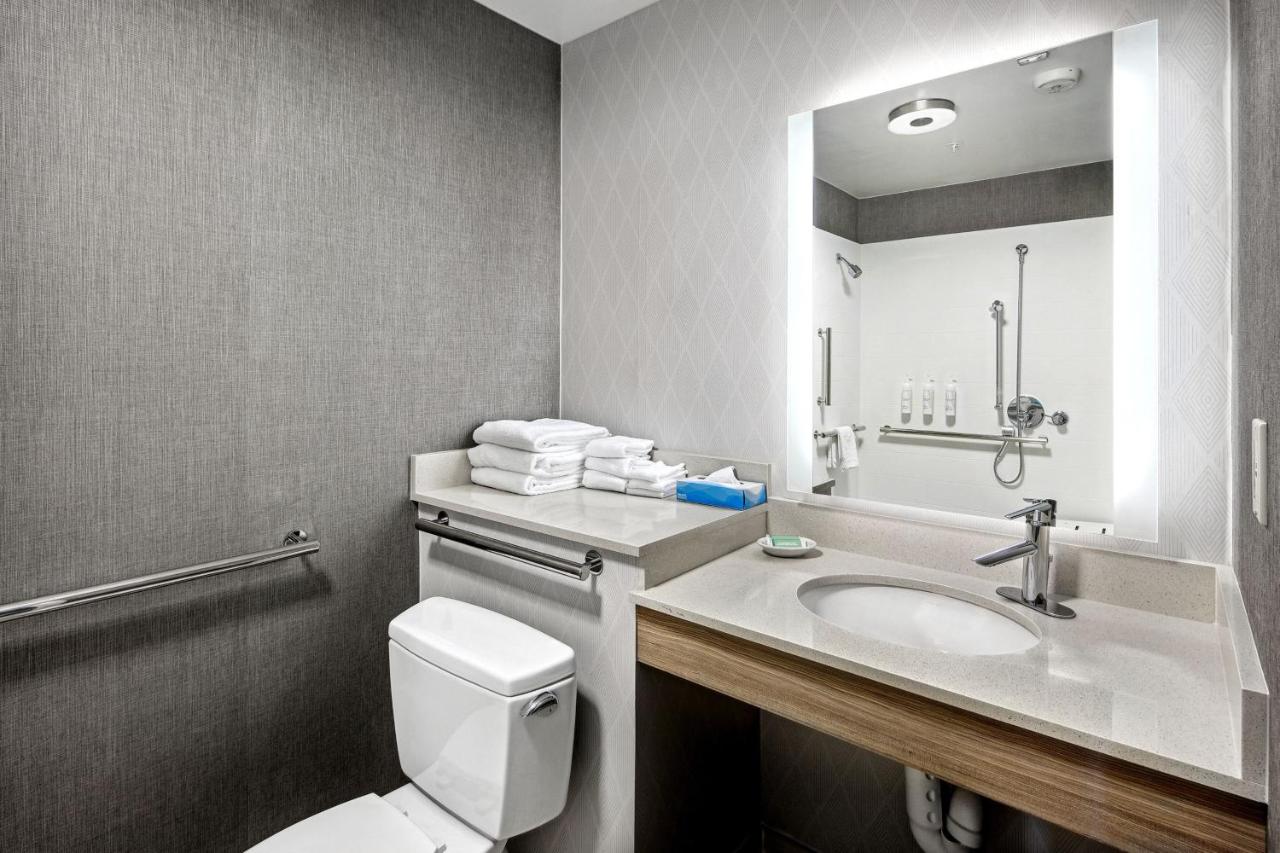  | SpringHill Suites Anchorage Midtown