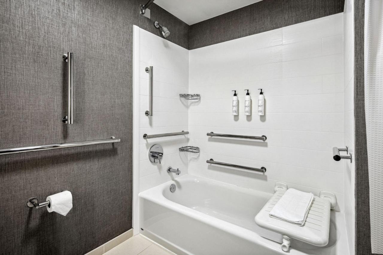  | SpringHill Suites Anchorage Midtown