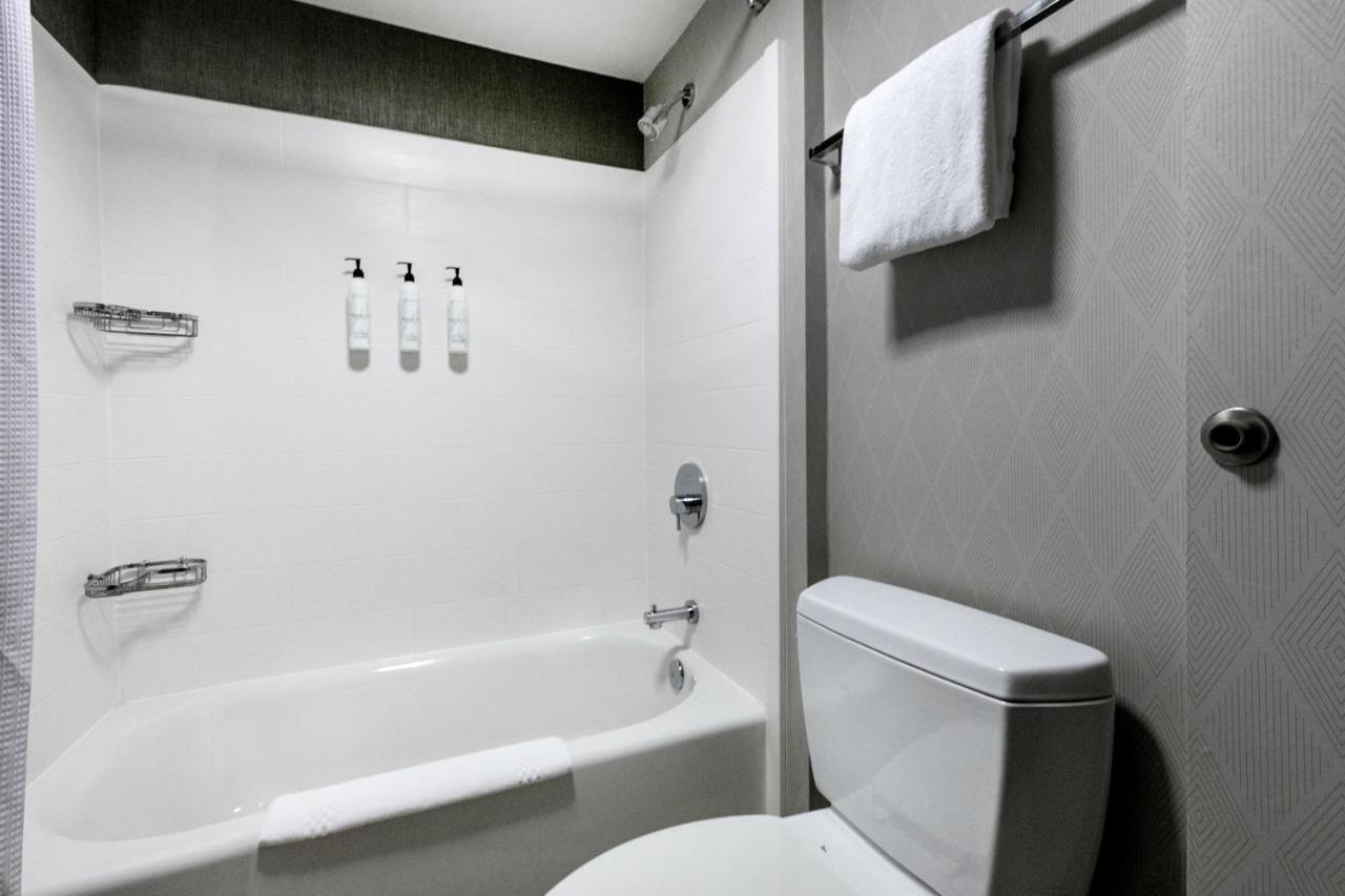  | SpringHill Suites Anchorage Midtown