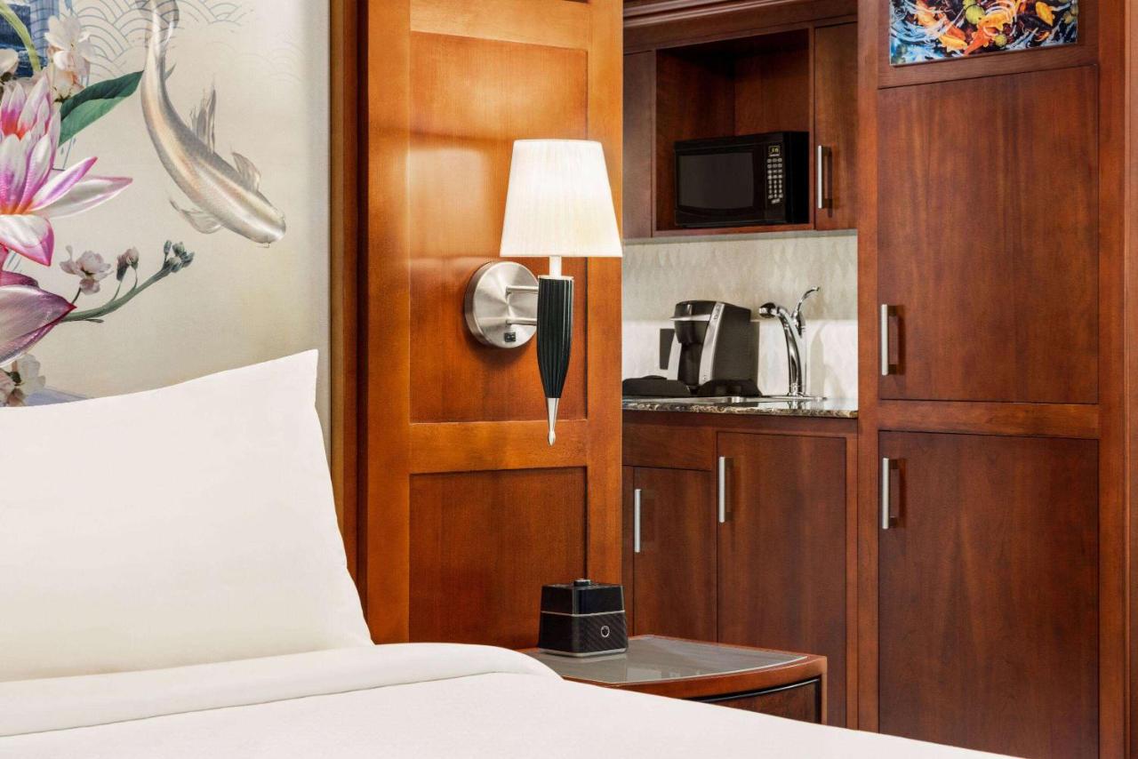 King Room with Kitchenette and Sofabed at Viana Hotel and Spa, Trademark Collection by Wyndham