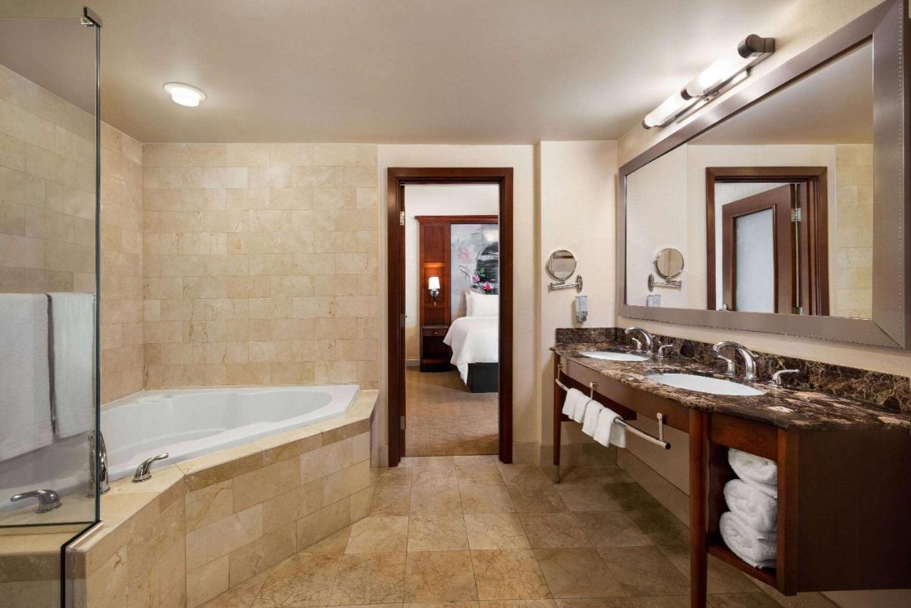 King Room with One-Bedroom, Hydrotherapy Balcony Suite, Non-Smoking at Viana Hotel and Spa, Trademark Collection by Wyndham