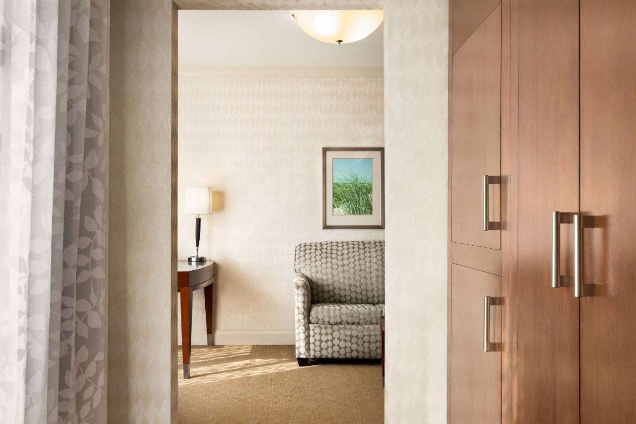King Room with One-Bedroom, Hydrotherapy Balcony Suite, Non-Smoking at Viana Hotel and Spa, Trademark Collection by Wyndham