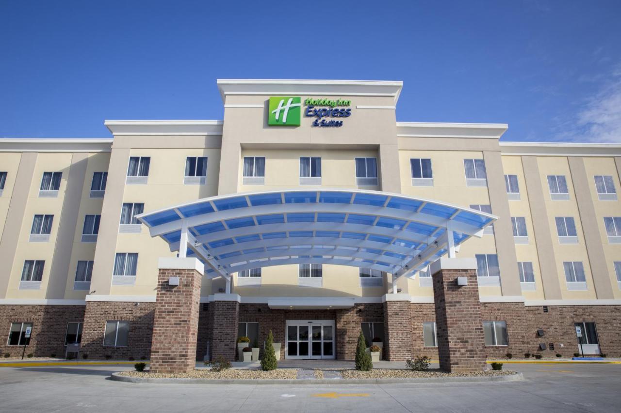  | Holiday Inn Express & Suites Edwardsville