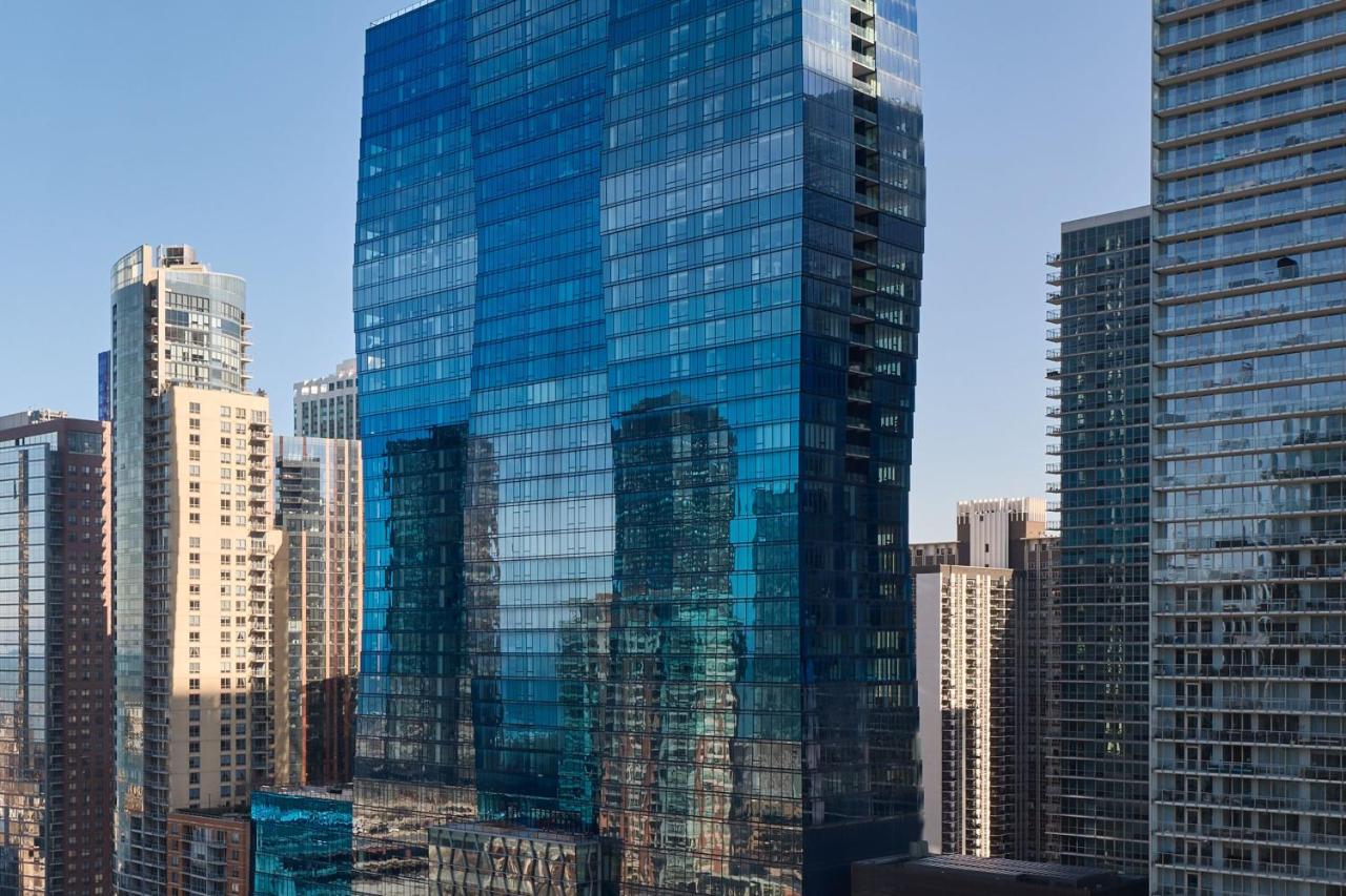 Club King Room with City View - High Floor at Sheraton Grand Chicago Riverwalk