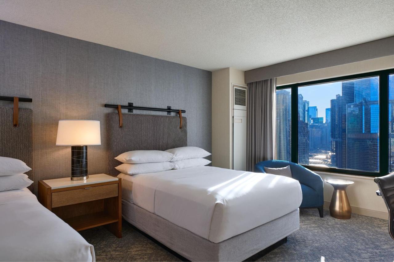 Club Double Room with City View - High Floor at Sheraton Grand Chicago Riverwalk