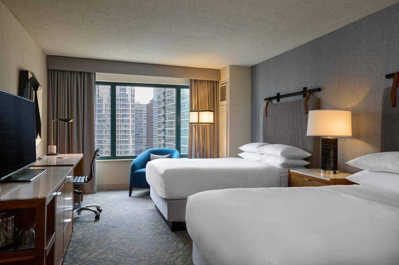 Club Double Room with City View - High Floor at Sheraton Grand Chicago Riverwalk