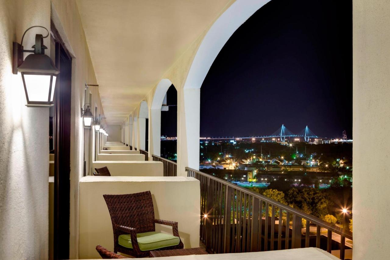 King Room with Concierge Level and Balcony at Charleston Marriott
