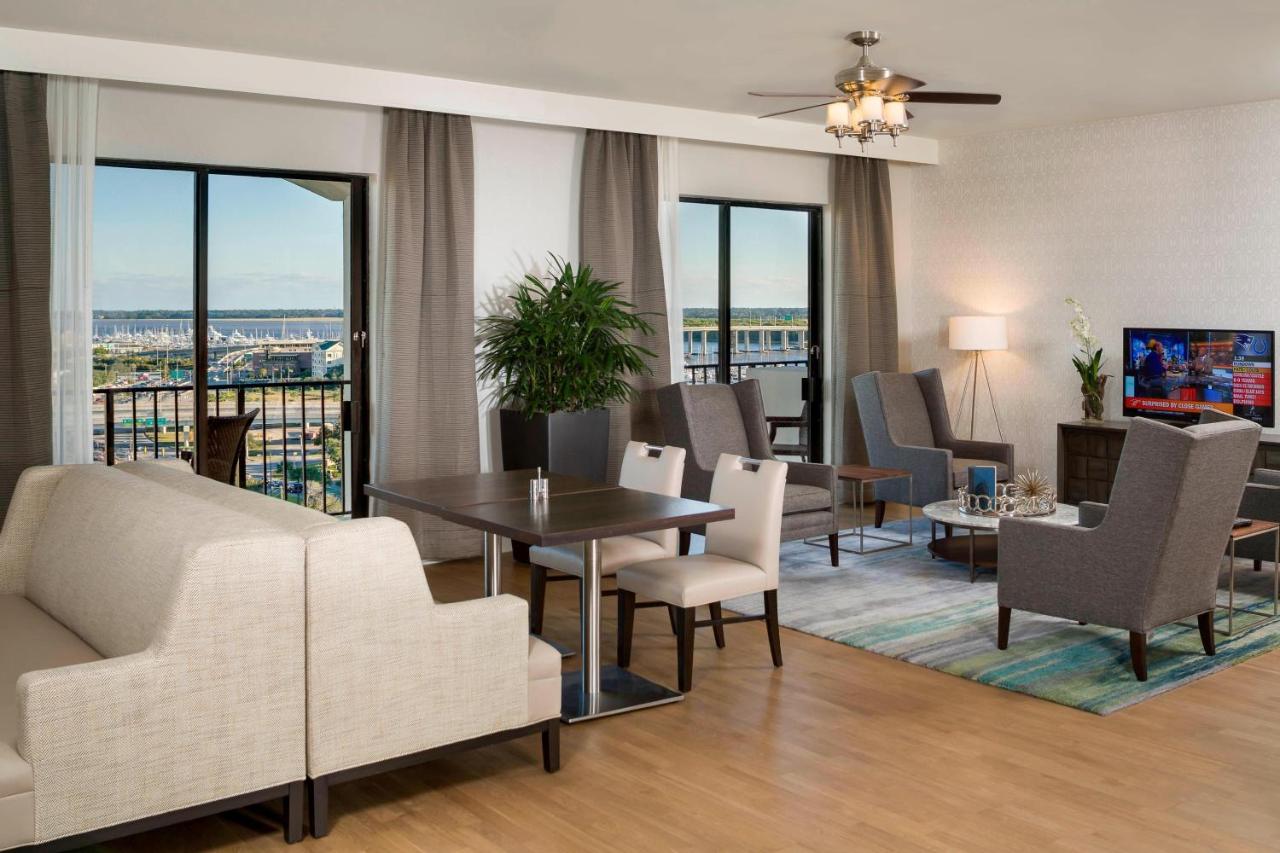 King Room with Concierge Level and Balcony at Charleston Marriott