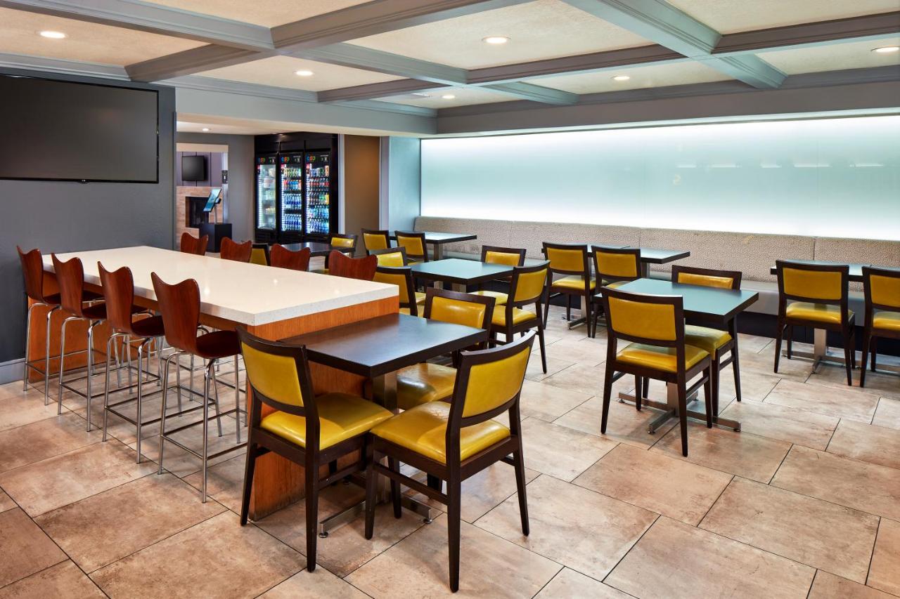 | Best Western Plus Meridian Inn & Suites, Anaheim-Orange