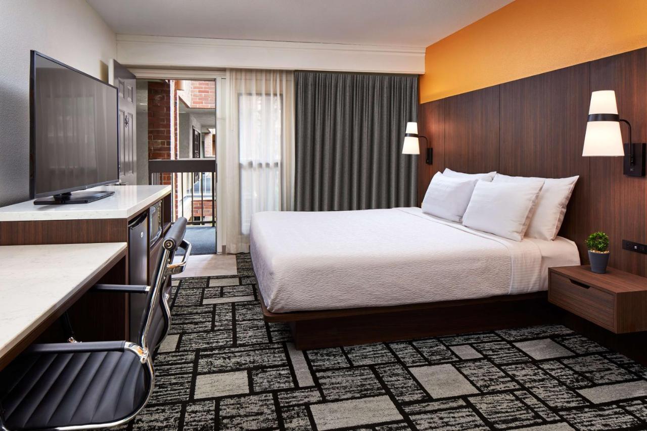  | Best Western Plus Meridian Inn & Suites, Anaheim-Orange