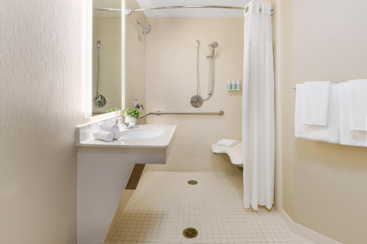 SpringHill Suites Manchester-Boston Regional Airport