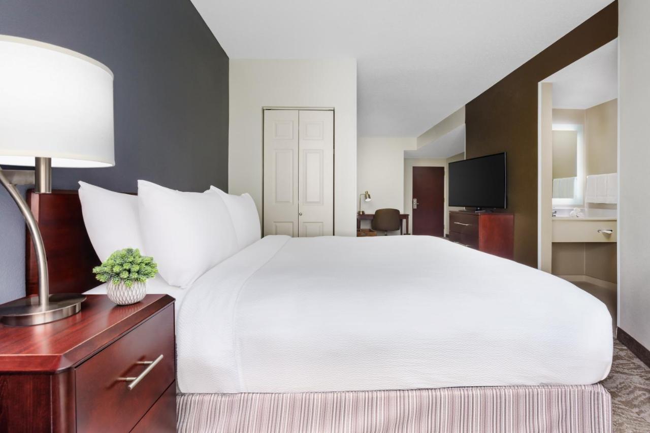Executive Suite, 1 King, Sofa bed at SpringHill Suites Manchester-Boston Regional Airport
