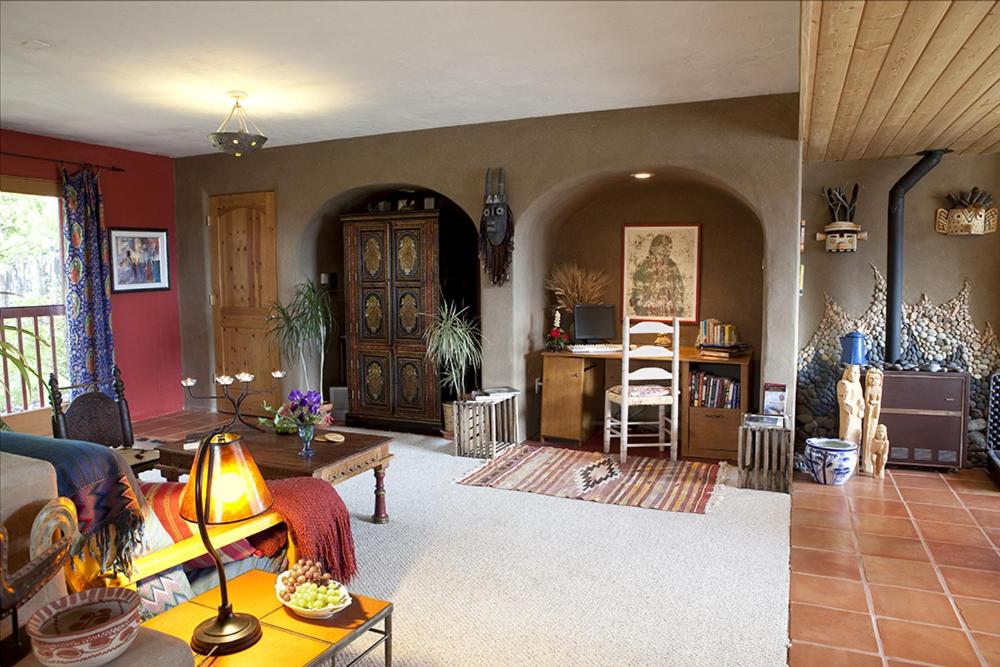 | Casa Gallina - An Artisan Inn