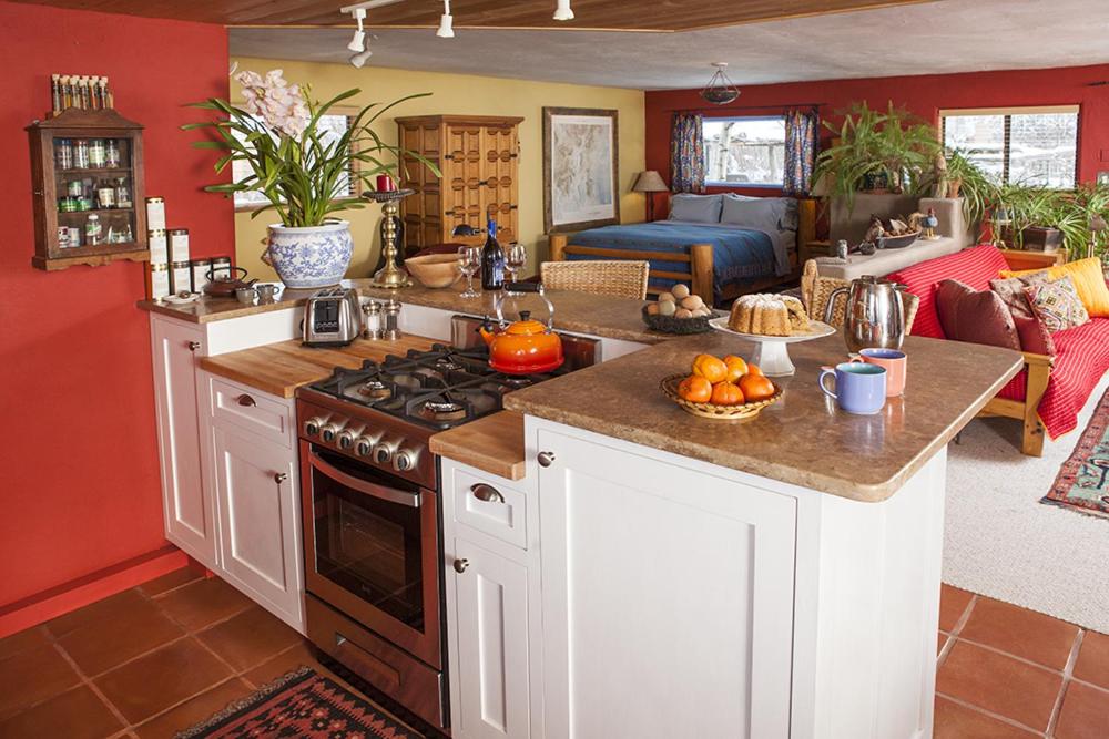 | Casa Gallina - An Artisan Inn
