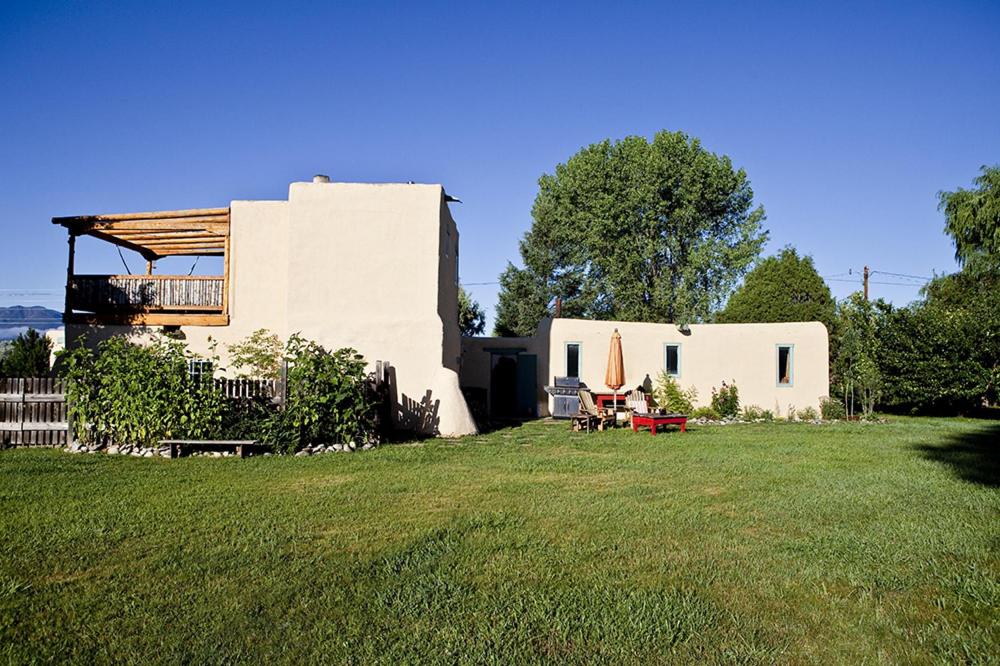 | Casa Gallina - An Artisan Inn
