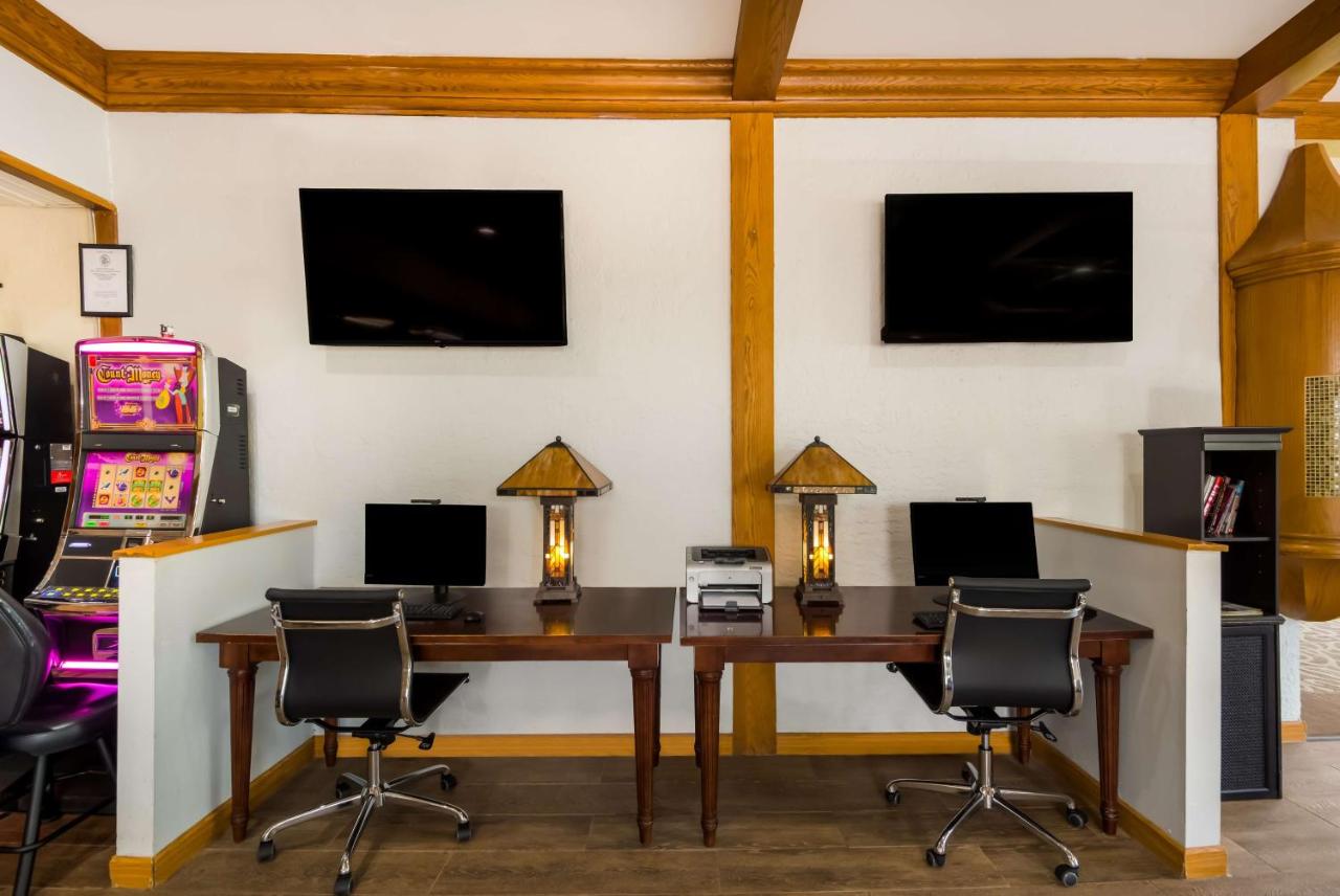 | Best Western Prairie Inn & Conference Center