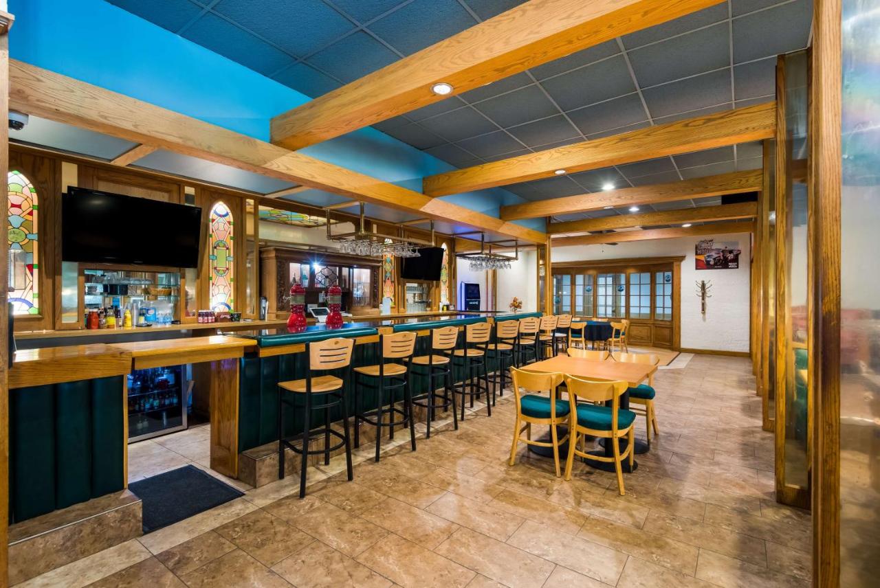 | Best Western Prairie Inn & Conference Center
