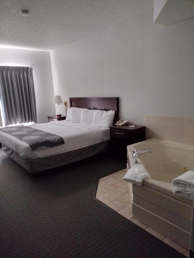 | Hastings Country Inn