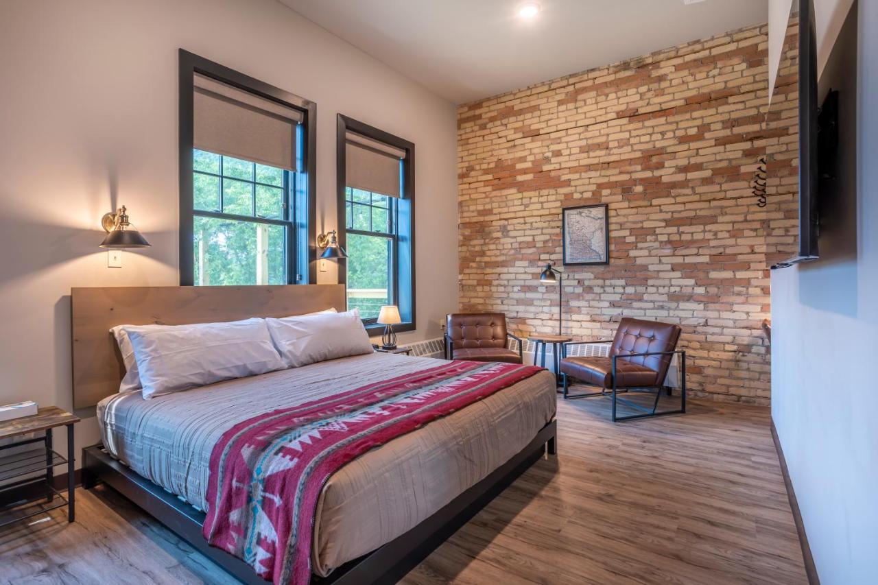 | Crosby Lofts