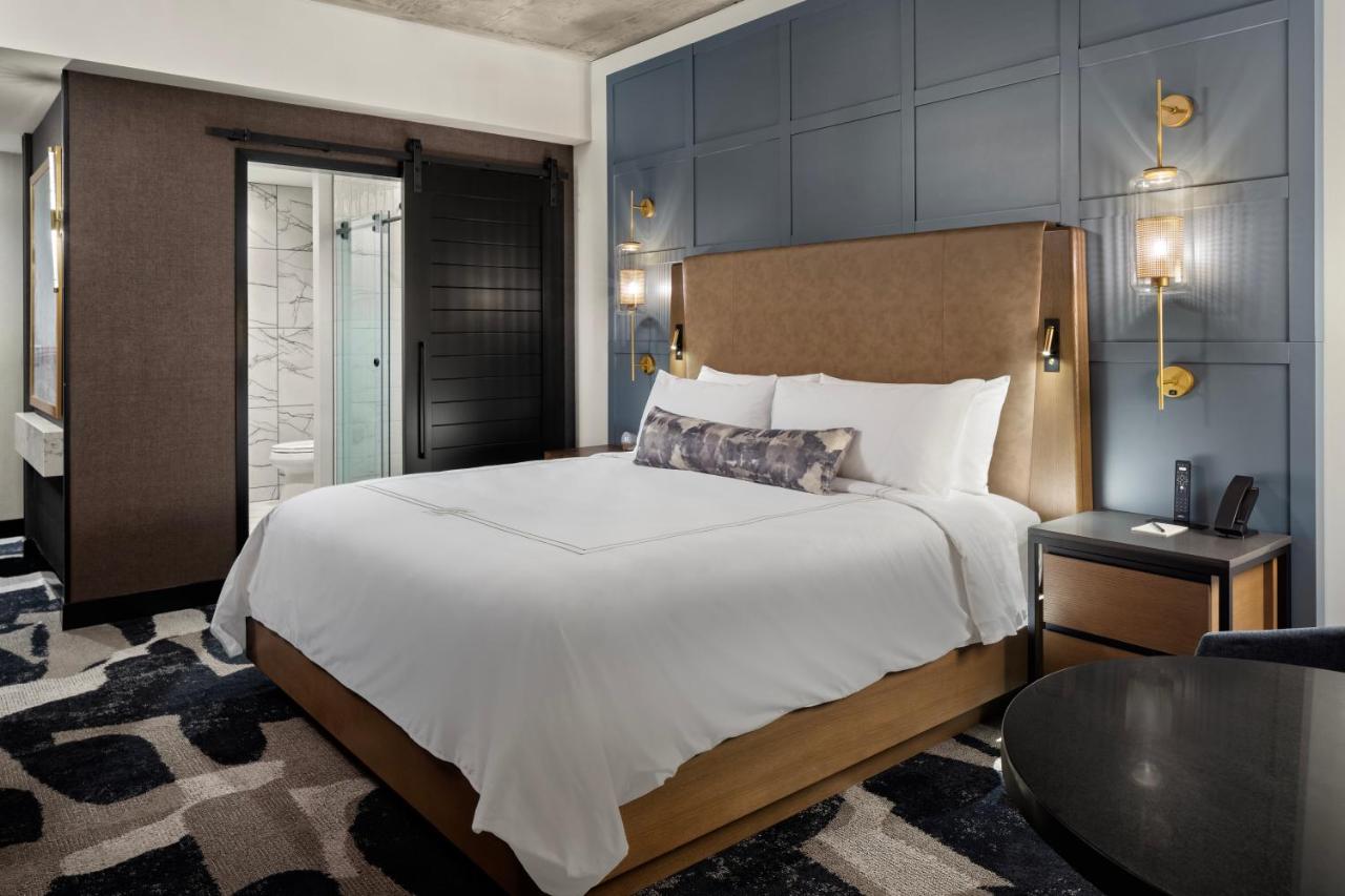 Standard King Room with City View at The Trade, Autograph Collection