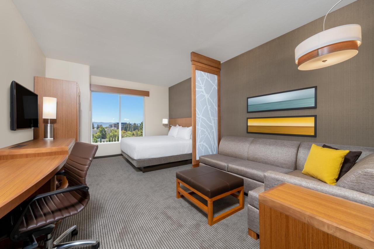 King room with sofa bed – High Floor at Hyatt Place San Jose Airport