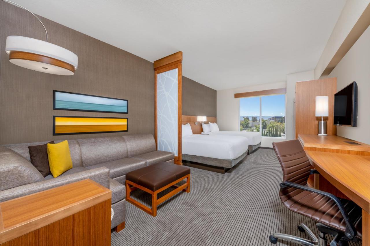 Deluxe Queen Room with Two Queen Beds at Hyatt Place San Jose Airport