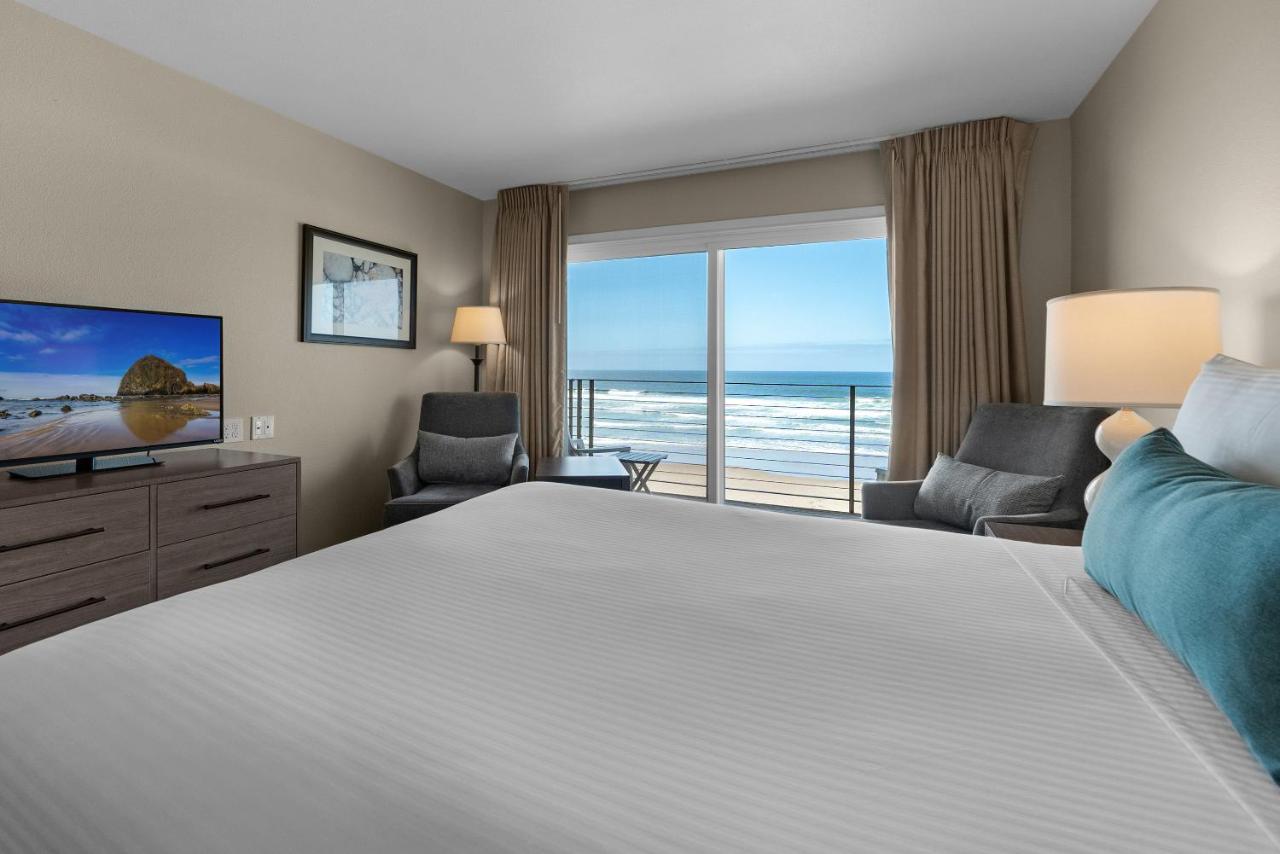 | Pelican Shores Inn