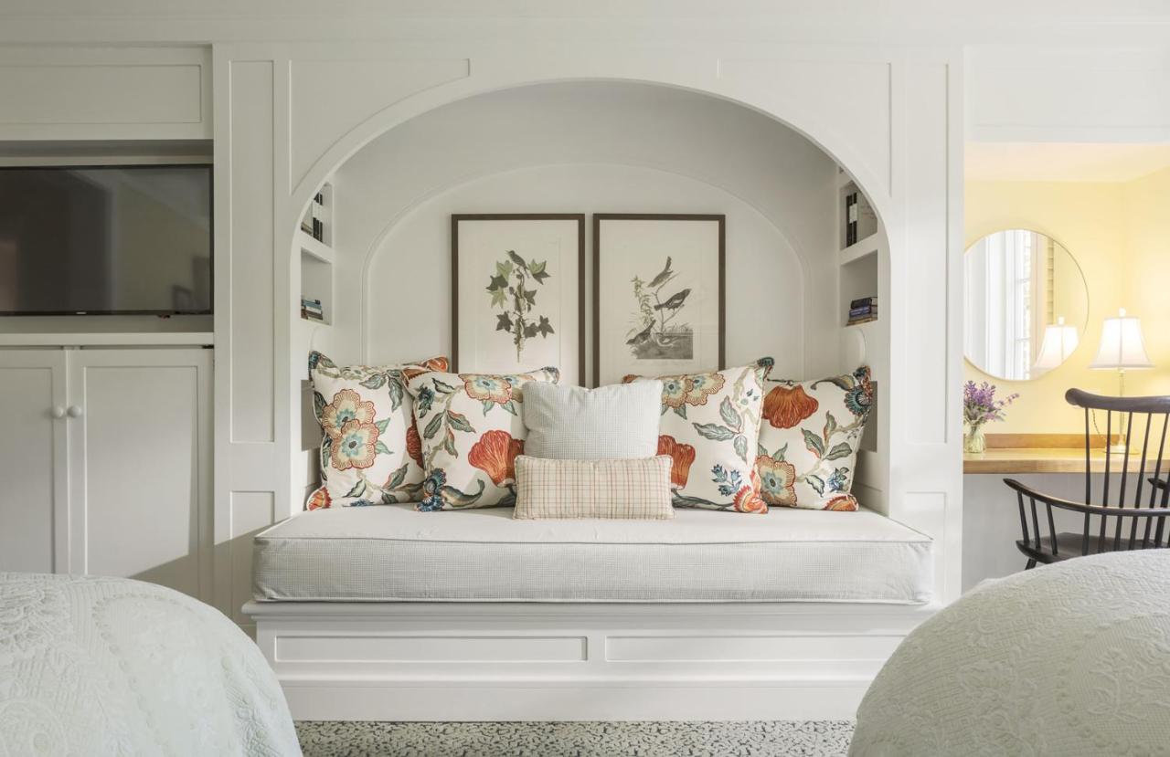 Queen Room at Woodstock Inn & Resort