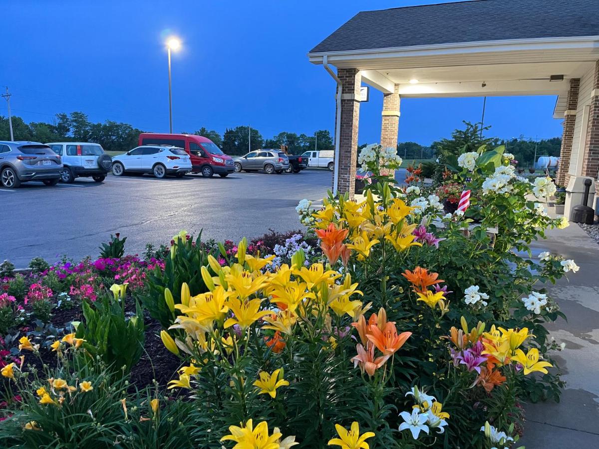  | Garnett Hotel & RV Park