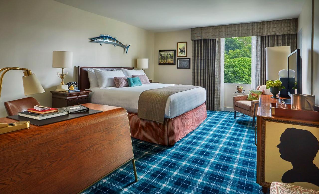 King Room at Graduate by Hilton Charlottesville