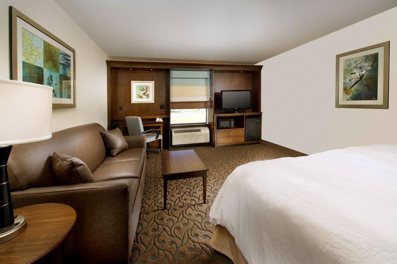 King Room - Non-Smoking at Hampton Inn Pampa