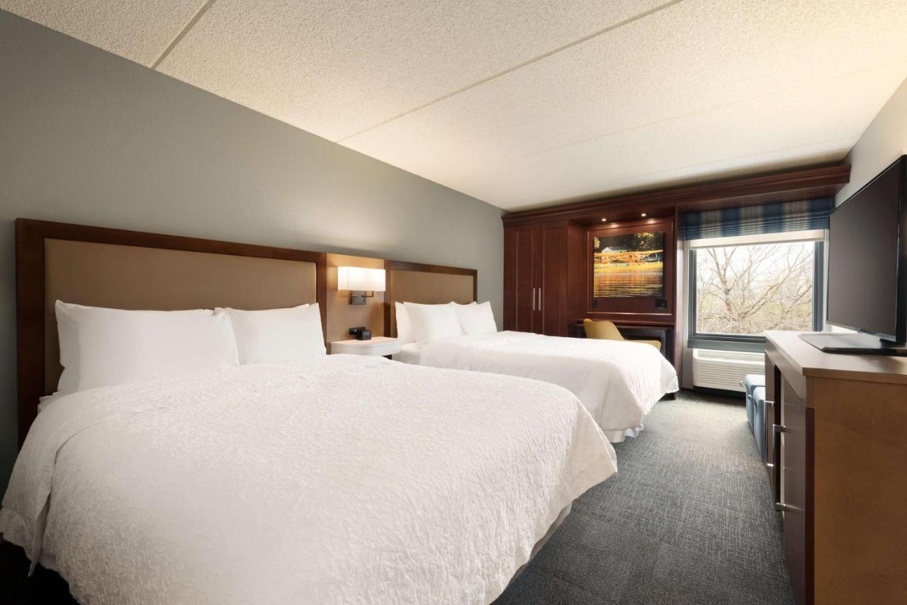 Queen Room with Two Queen Beds - Non-Smoking at Hampton Inn Appleton-Fox River Mall Area
