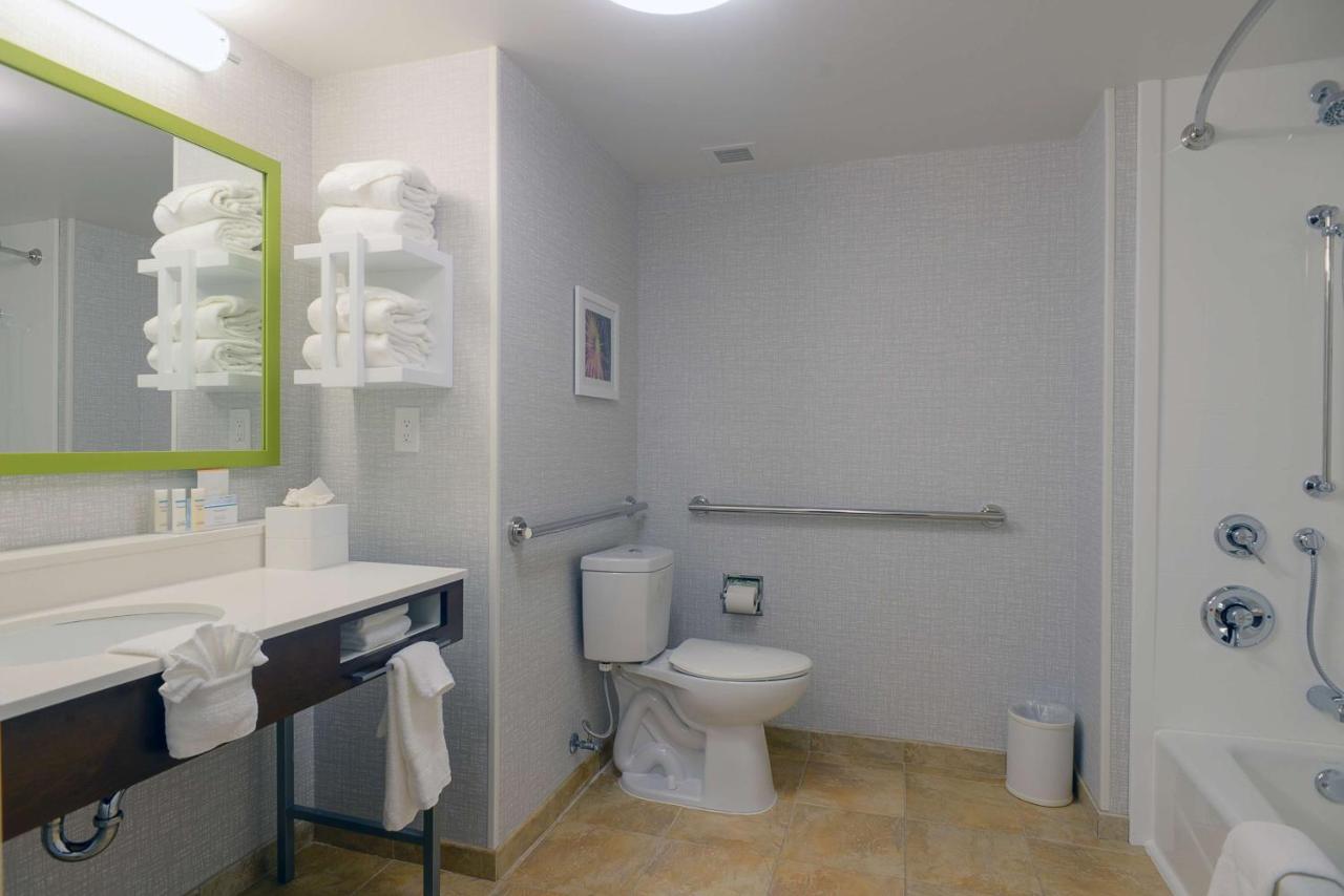 Non-Smoking Double Queen Room at Hampton Inn & Suites ATL-Six Flags
