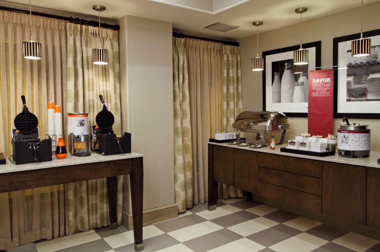 | Hampton by Hilton Austin South - I-35 & Ben White
