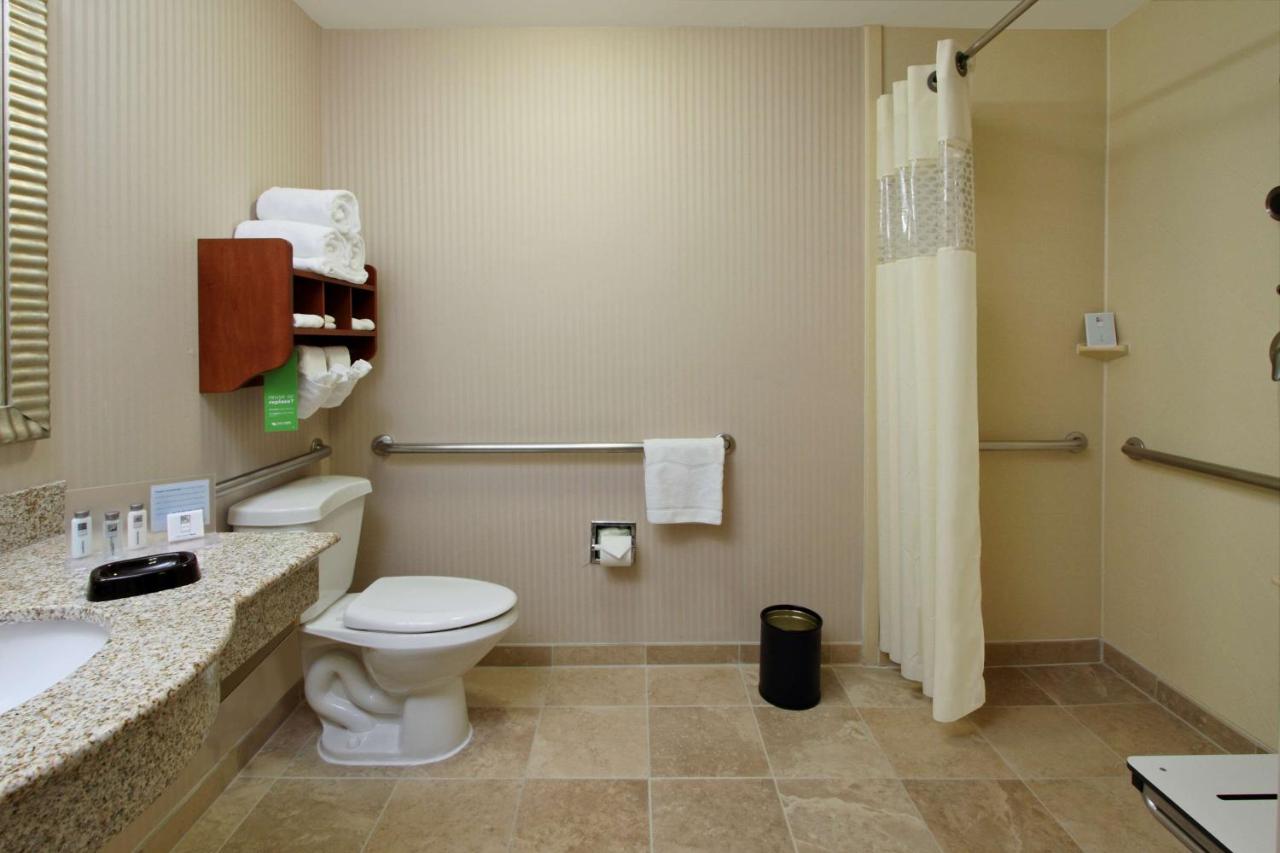 | Hampton by Hilton Austin South - I-35 & Ben White