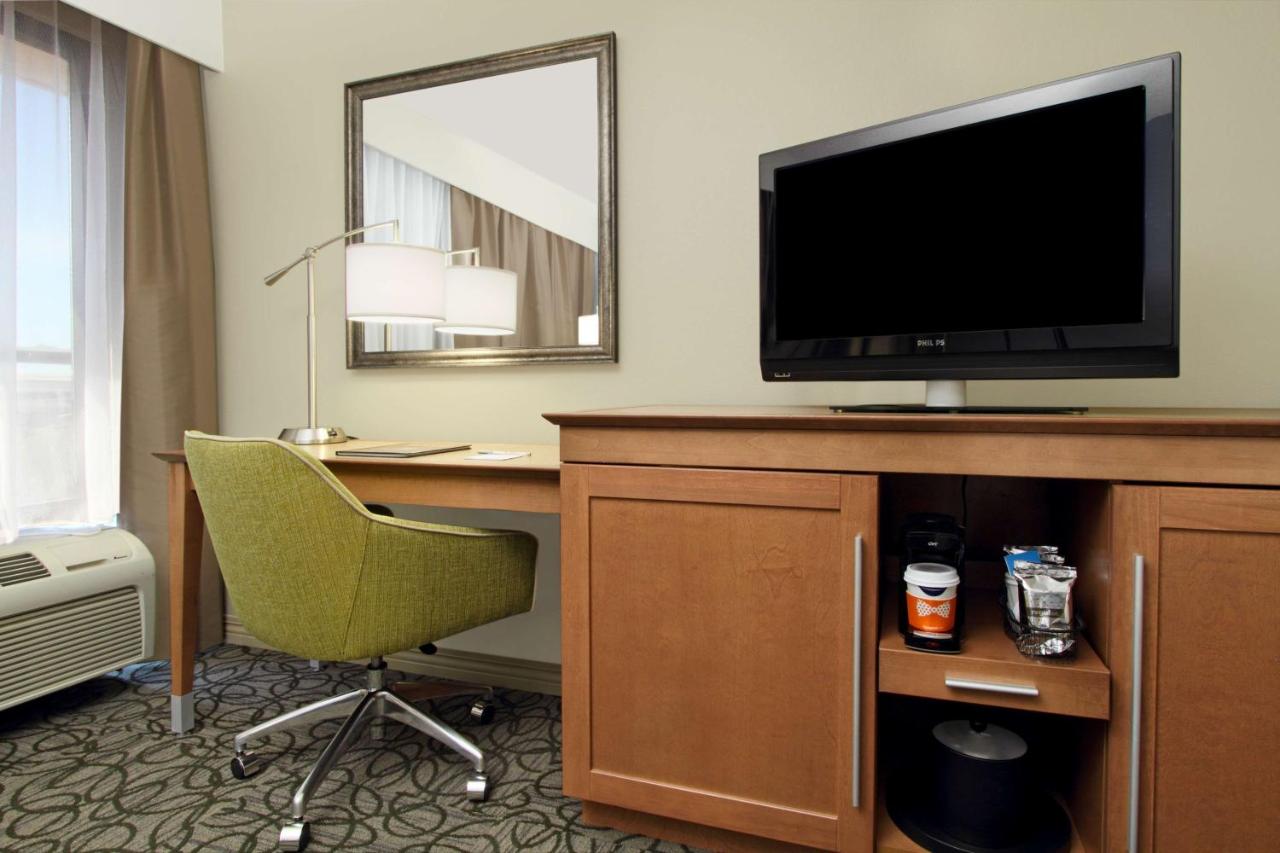 | Hampton by Hilton Austin South - I-35 & Ben White