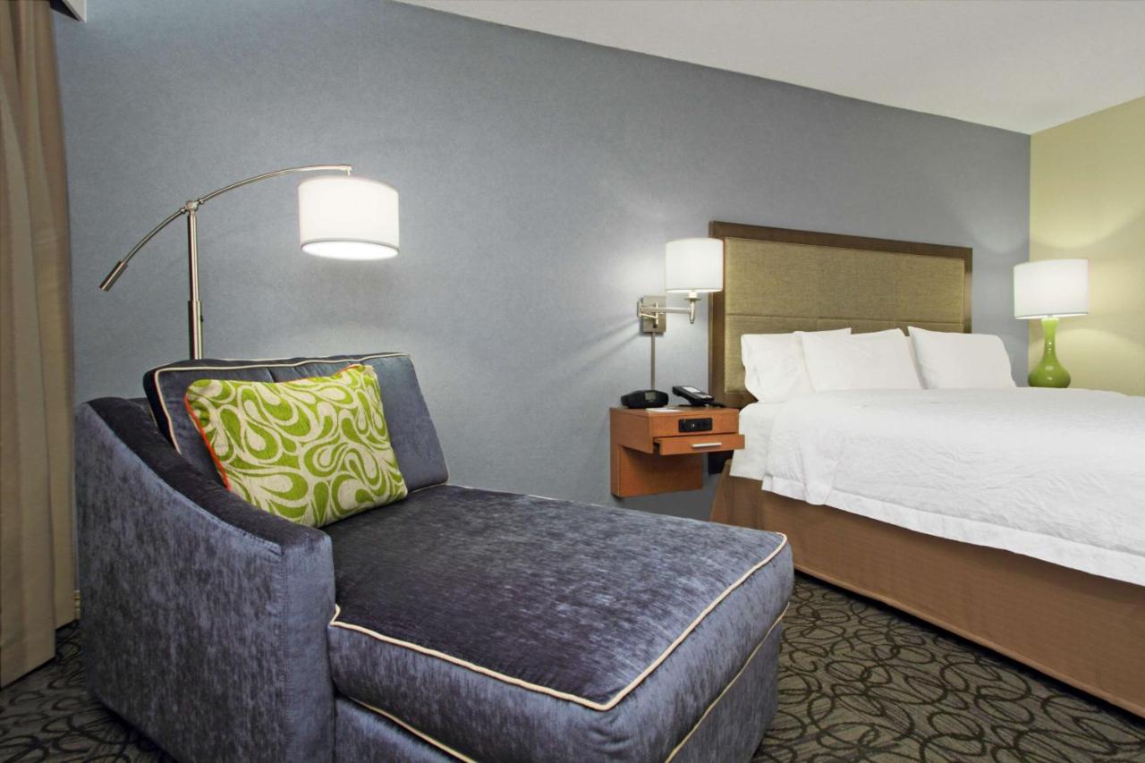 | Hampton by Hilton Austin South - I-35 & Ben White